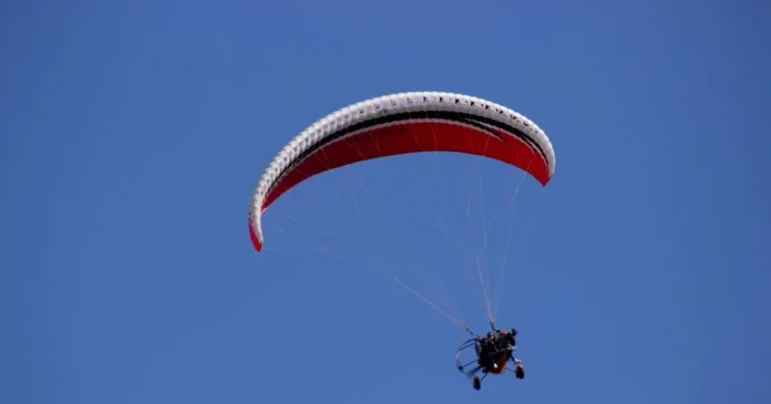 Alertă în Republica Moldova: o motoparapantă a intrat în spațiul aerian dinspre Ucraina
