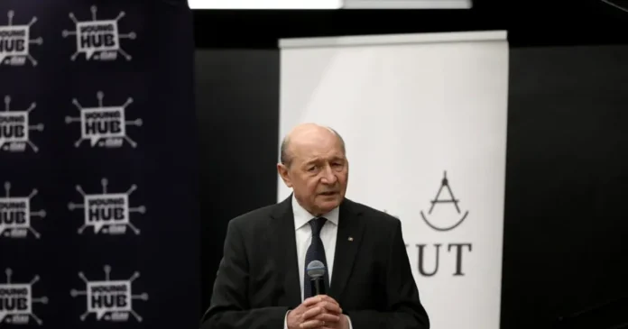 Băsescu vrea guvern cu toate partidele, AUR inclus, sau anticipate