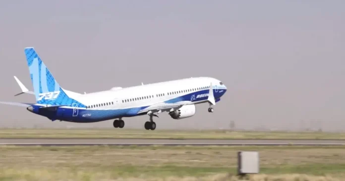 Boeing 737 MAX 10, aprobat pentru zboruri comerciale după zece ani