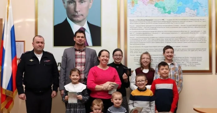 Canadianul care s-a mutat cu familia în Rusia, dezamăgit de Occident