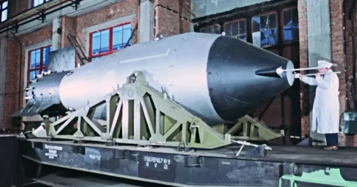 Fost consilier prezidențial: România ar trebui să exploreze și ea armele nucleare