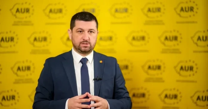 Fostul număr 2 din AUR critică folosirea lui Georgescu în negocieri: Cinisim politic