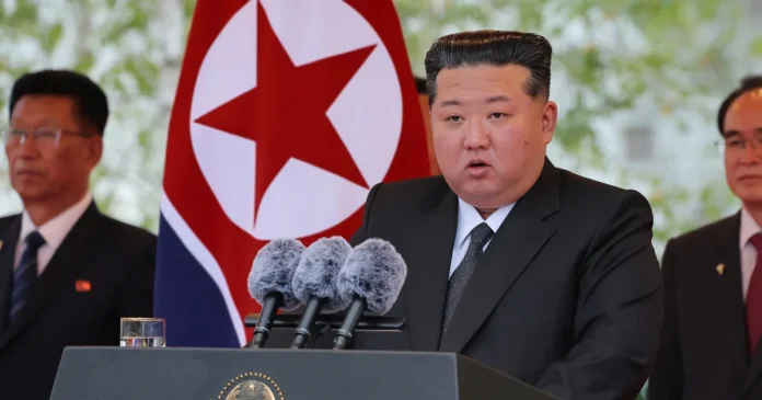Kim Jong Un vrea unități de elită în armată și modernizare accelerată