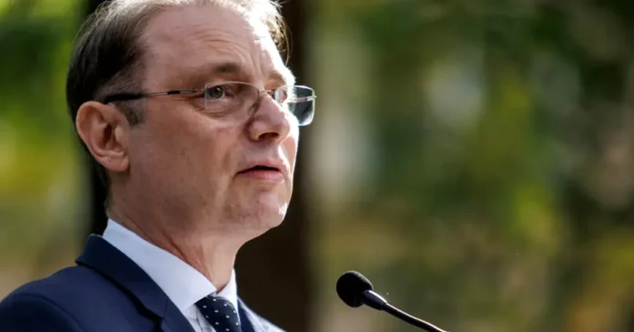 Luca Niculescu, prima vizită la Chișinău: discuții cu premierul R. Moldova