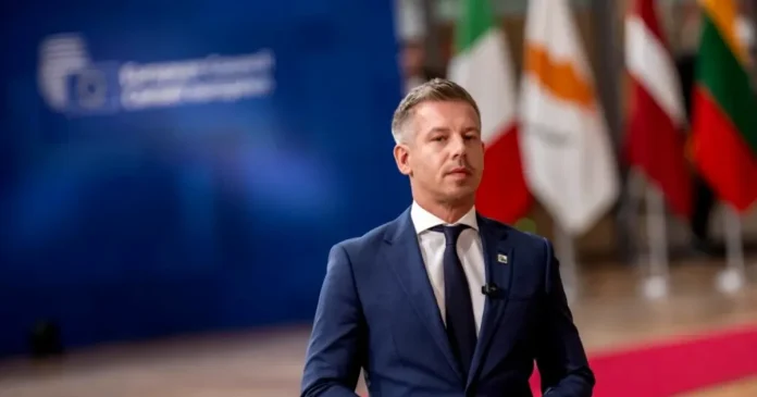 Magyar invocă violențele din Franța pentru a apăra politica Ungariei privind migrația