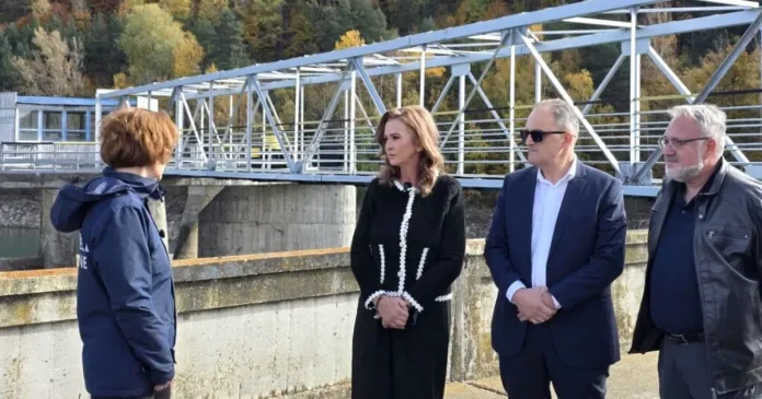 Ministra mediului verifică barajele Paltinu și Măneciu. Grup de lucru pentru intervenții