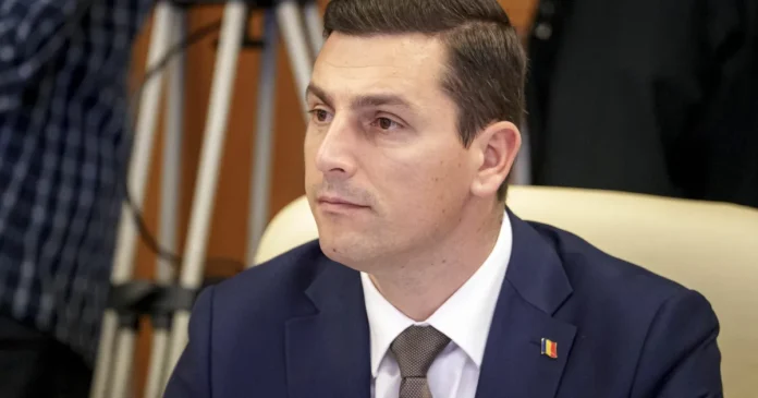 PNL va vota guvernul condus de Luca Niculescu, dar nu va intra în coaliție cu PSD