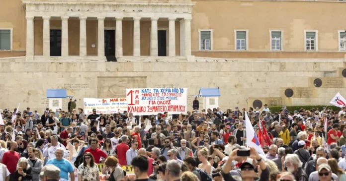 Proteste masive într-o țară vecină: scumpirile au paralizat totul