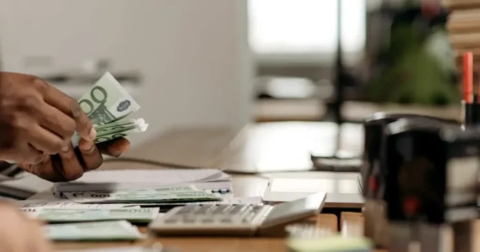 Salariile din Spania: „2.000 de euro nu mai ajung ca 1.000 înainte”