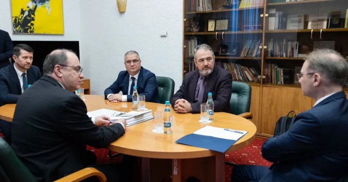 Sorin Costreie a preluat funcția la Ministerul Educației. Ce mesaj i-a transmis premierul